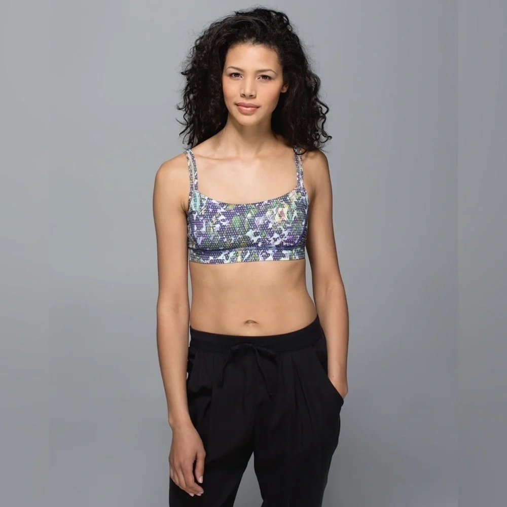 Lululemon Straight Up Bra Floral Sport White Multi (Size 2)